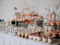 Samodzielny słodki stół na komunię: przewodnik DIY i inspiracje