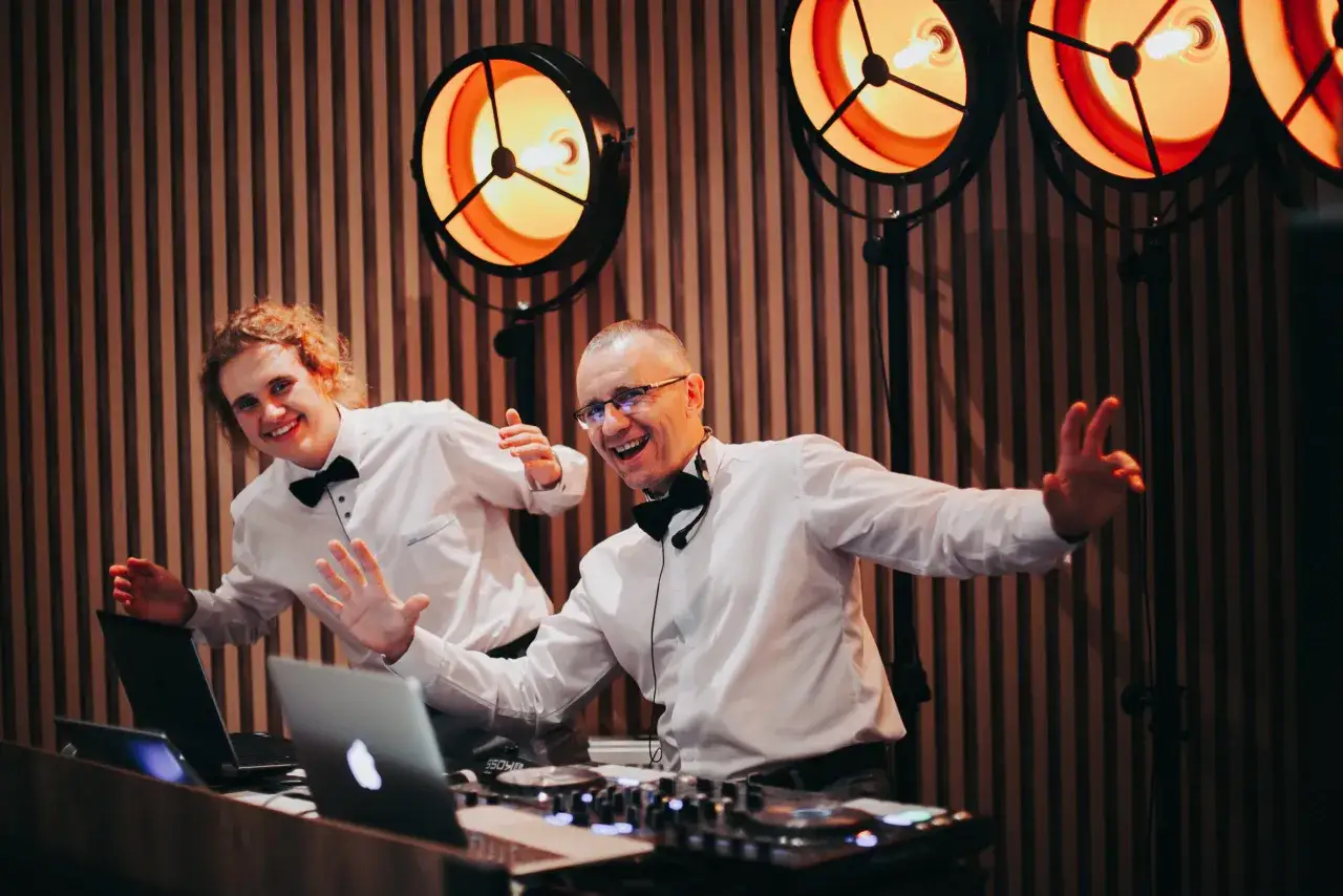 wykres kosztów dj wesele 2026, tabela cen dj na wesele