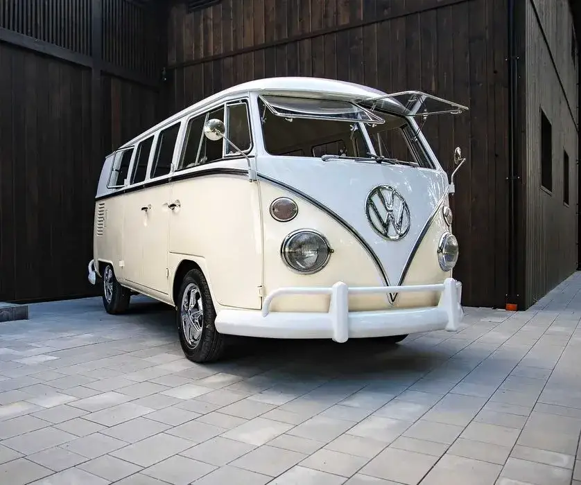 auto ślubne styl boho VW ogórek